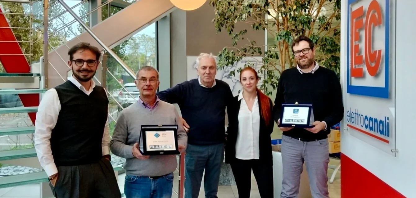 9421fdf5-af74-4399-82cd-31dd78e6663e-scaled